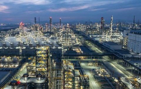 Care sunt companiile care fac miliarde de dolari de pe urma războiului din Iran
