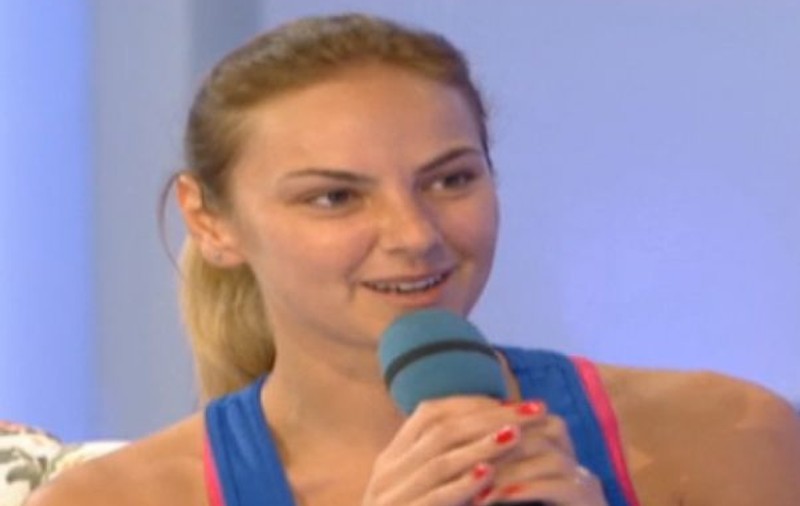 Roxana Ionescu, fără STROP de MACHIAJ. Cum ți se pare că arată? | FOTO