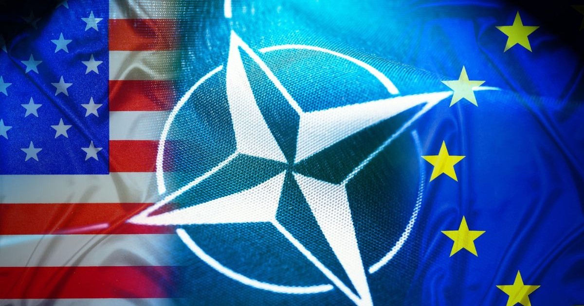 Colaj foto cu steagurile suprapuse ale NATO, SUA și Uniunea Europeană Foto: Profimedia