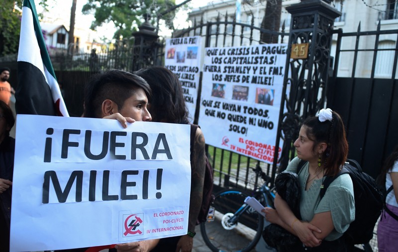 Javier Milei denunță „moştenirea modelului de castă" politică: Șase argentinieni din zece sunt săraci