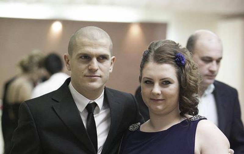 COŞMAR în FAMILIA lui BOURCEANU! MAŞINA SOŢIEI FOSTULUI STELIST a EXPLODAT pe AUTOSTRADĂ!