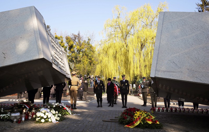 Tragedia de la Smolensk | Polonia a marcat șapte ani de la prăbușirea aeronavei prezidențiale