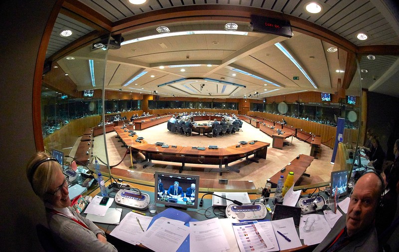 UE vrea să construiască un buncăr sigur de negocieri pentru a se proteja de spionii ruși. Cât va costa