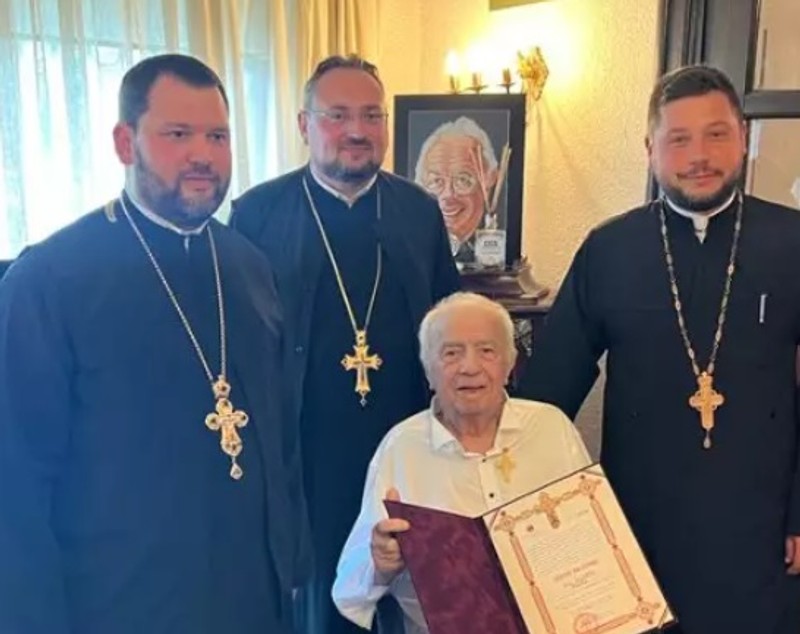 Ultima apariție publică a lui Alexandru Arșinel. Cum arăta actorul în iunie, când a primit preoții în casa lui