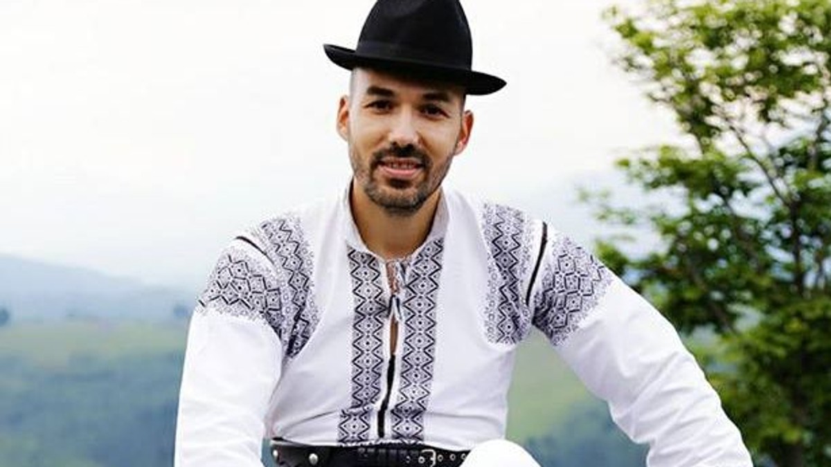 Solist de muzică populară și fost concurent la Chefi la cuțite, implicat într-un accident. "Am intrat cu mașina în șanț"