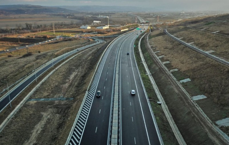 De ce e închisă Autostrada A10 Sebeş-Turda, la km 66+300, cu trafic deviat pe DN1: „Impact de peste 150 km/h”