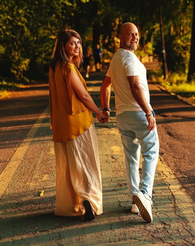 Cum au apărut soția și copiii lui Cosmin Seleși în Bali. Ce familie frumoasă are actorul. „La mulți ani, iubita mea!”