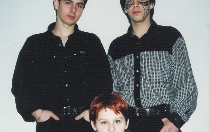 Vă mai amintiți de Genius, vedetele muzicii anilor ‘90? Cum arată acum Oana, Cezar și Ovidiu