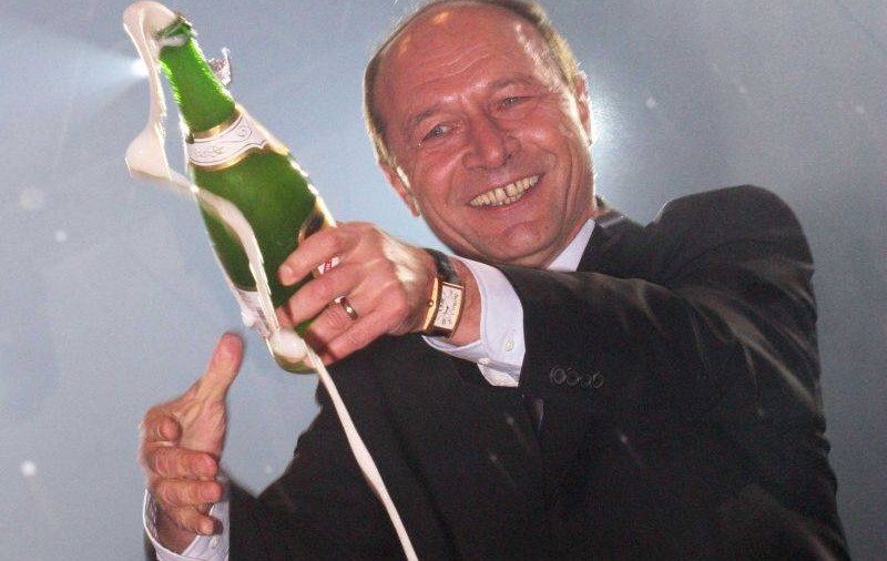 BĂSESCU nu se dezmite. Încă un AVERTISMENT DUR pentru politicieni