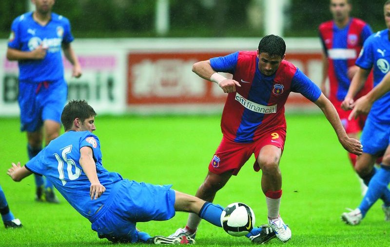 Vali Badea, lăutarul lui Adrian Porumboiu