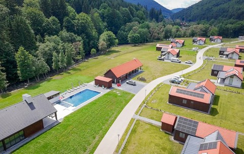 Eskaperdo Resort de lângă satul Vărșag, din județul Harghita