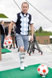 Jean-Pierre Papin, jucând FootGolf, o disciplină care împletește cele două sporturi