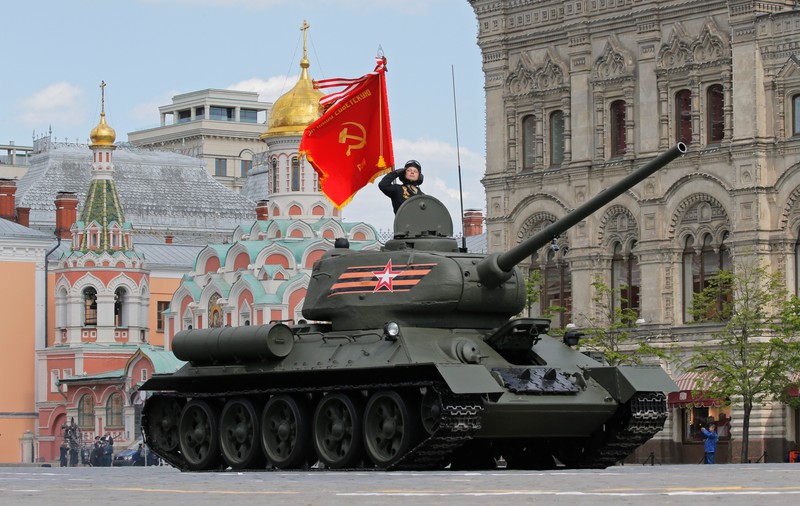Rusia a mobilizat trupe la frontiera cu Ucraina și construiește o bază militară