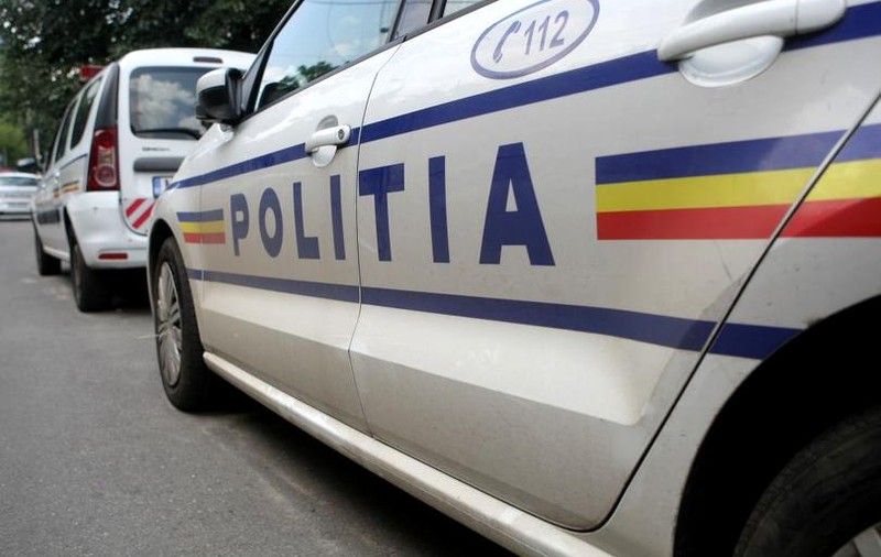 Bărbat din Craiova, atacat cu bâtele de doi indivizi necunoscuți