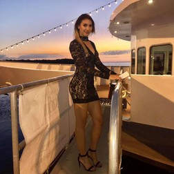 Sarah, fiica Anamariei Prodan