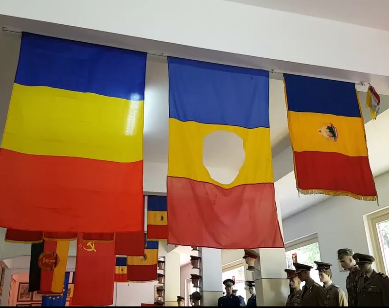 Muzeu al Republicii Socialiste România, deschis în Hunedoara. Cum a transformat un nostalgic o veche alimentară