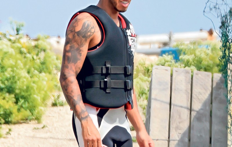 Pilotul de Formula 1 Lewis Hamilton a fost obligat de inginerii Mercedes să slăbească!