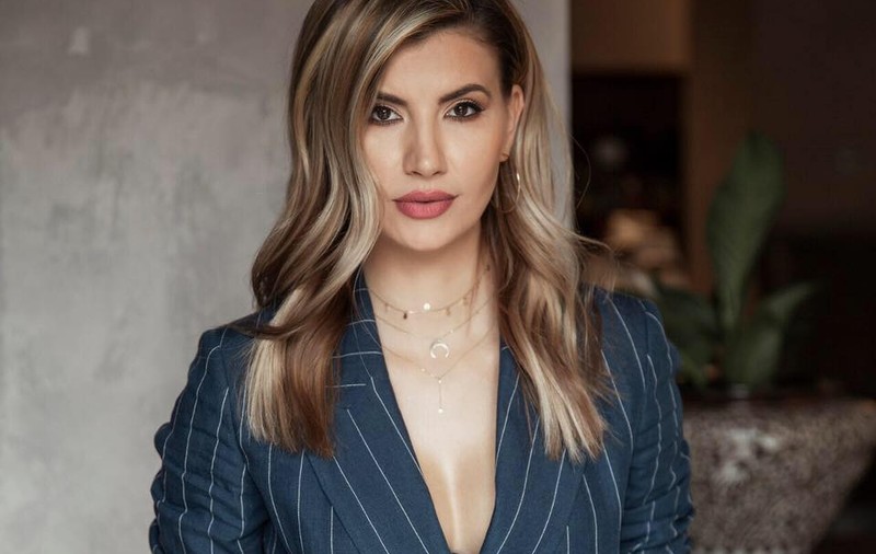 Cove și Lora au o nouă colegă la „Vorbește lumea”. Anamaria Ionescu, soția lui Tudor de la Fly Project, are propria rubrică