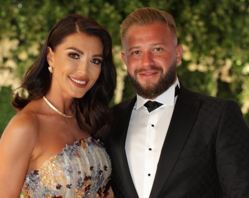 Andrei Neacșu a înlocuit-o deja pe Ilinca Vandici. Cum s-a afișat cu noua iubită