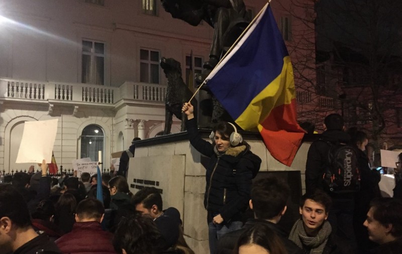 Protestele continuă și în diaspora | Românii protestează din nou la Londra și la Paris