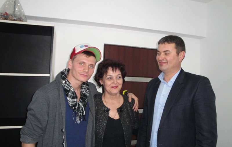 Câştigătorul de la "Dansez pentru tine" a vizitat centrele de plasament în care a crescut