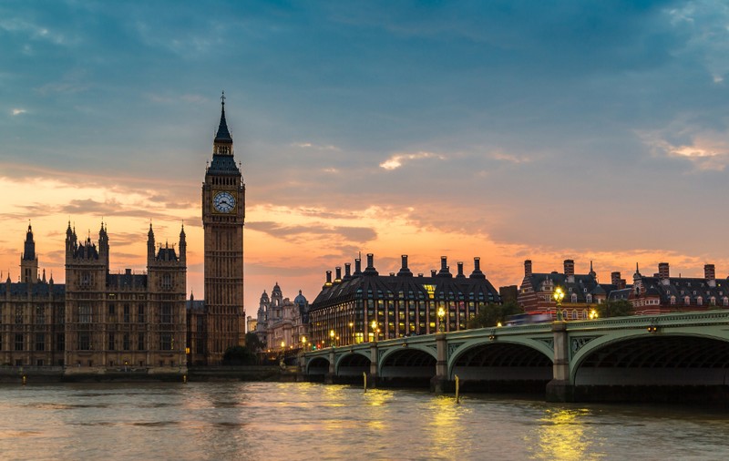 Cea mai caldă noapte de mai înregistrată vreodată a fost anunțată de Serviciul Meteorologic din Marea Britanie
