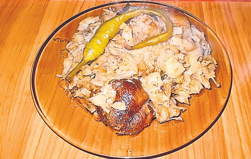 Mâncare de varză cu carne | O rețetă pe zi