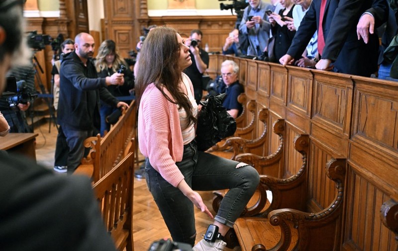 Ungaria stârnește noi controverse în cazul Ilariei Salis. Partidul lui Viktor Orban cere UE să îi ridice imunitatea parlamentară
