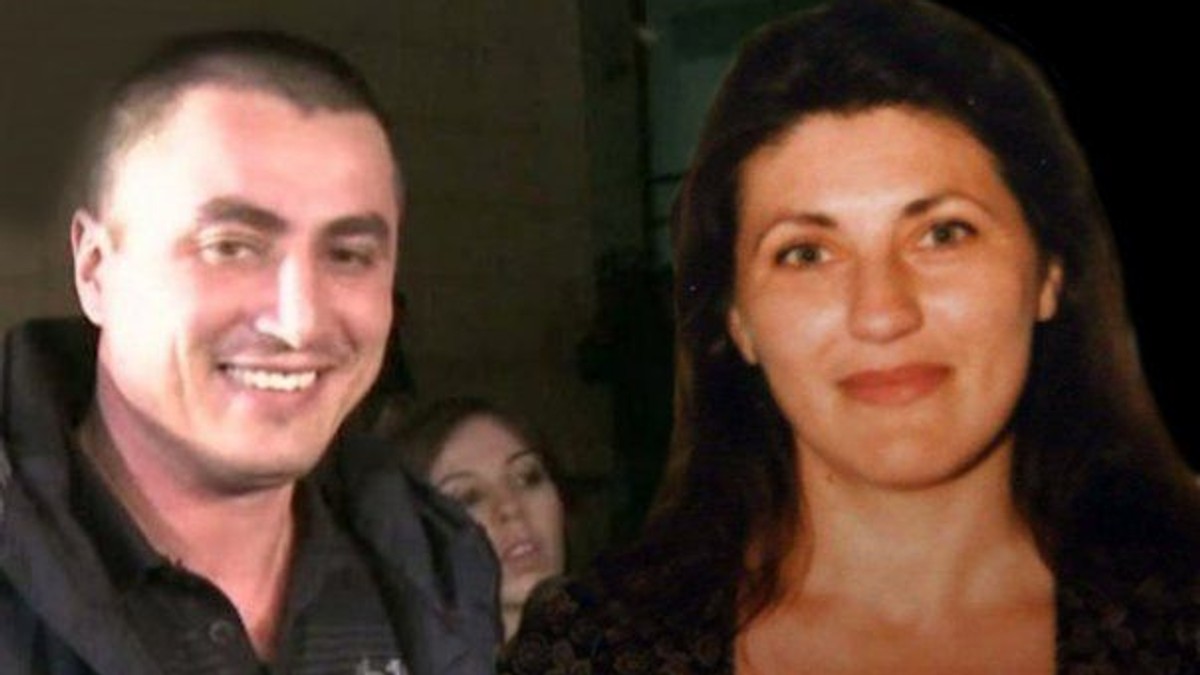 Ancheta dispariției Elodiei aduce indicii noi. Comisarul care se ocupă de caz susține că avocata dispărută în 2007 nu a fost căutată de la început cu minuțiozitate. Comisarul susține că polițiștii și procurorii care au efectuat ancheta atâta timp, ar fi comis o greșeală. Chiar și în lipsa cadavrului, Cristian Cioacă, soțul Elodiei, a fost condamnat la 15 ani