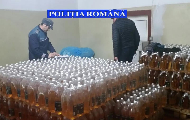 UPDATE: Percheziții la producătorii de alcool din Vrancea, Vaslui și Prahova/ FOTO