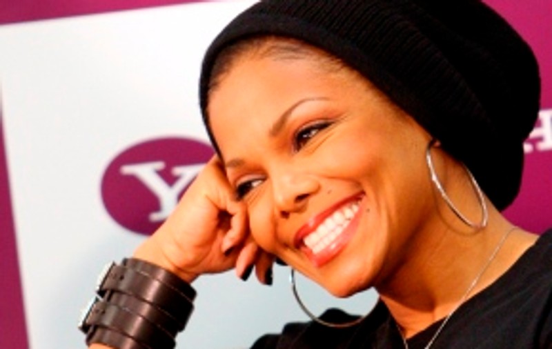Janet Jackson se pregăteşte să fie mamă