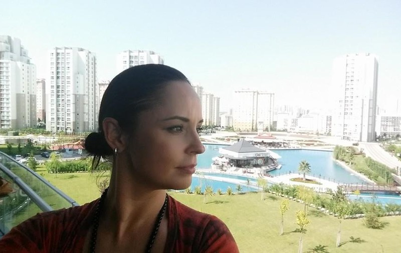 Andreea Marin, LA VOLANUL UNEI AMBULANŢE, ÎN TURCIA! "Zâna" a fost în spitalul CARE IMITĂ UN HOTEL DE LUX CU PISCINE, TERASE ŞI COAFOR | FOTO