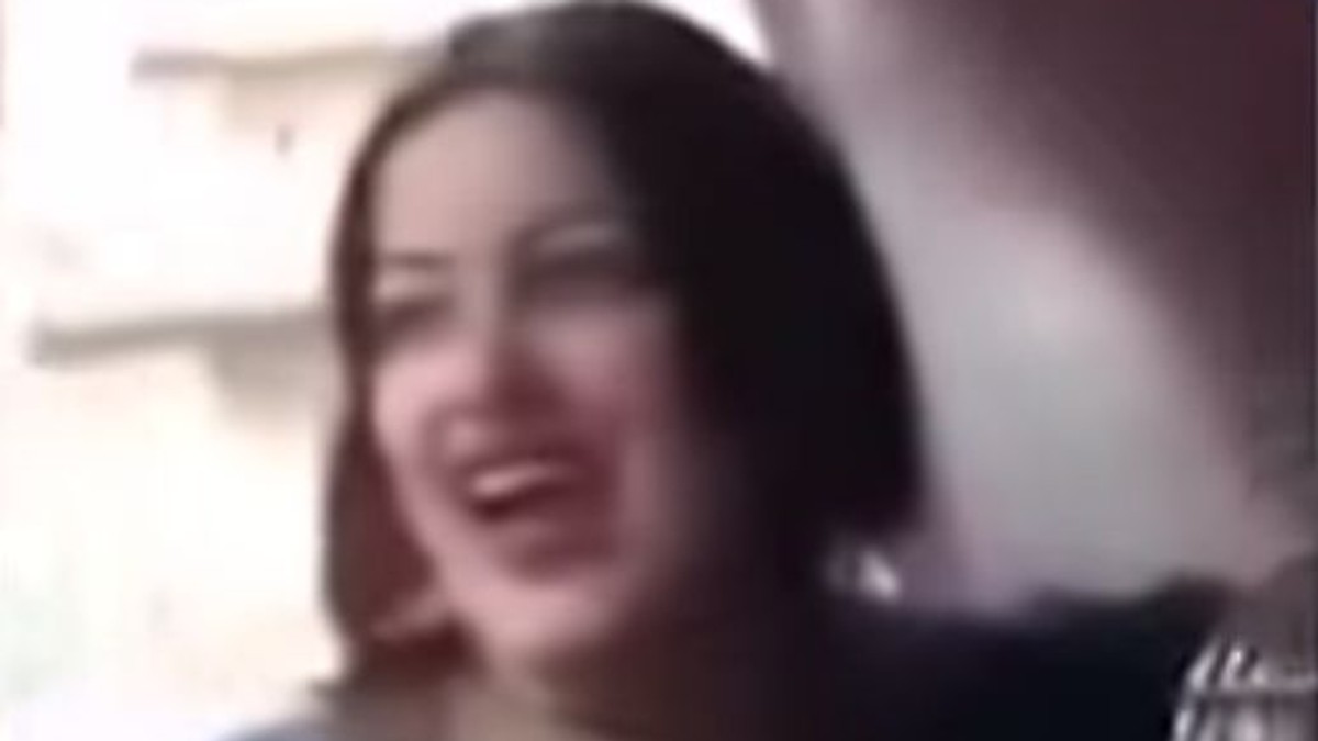 Ce a pățit o femeie după ce a fost filmată în timp ce agresa sexual o maimuță