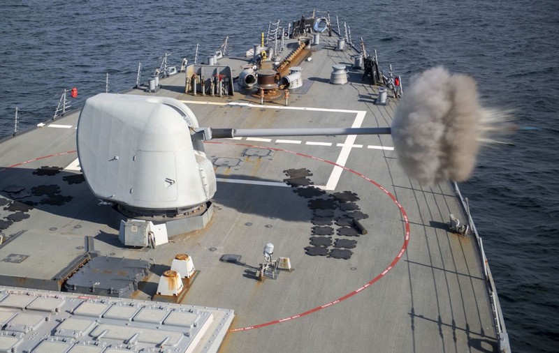 QatarEnergy a încetat să mai trimită nave-cisternă cu GNL prin Marea Roşie, după atacurile americanilor şi britanicilor asupra ţintelor Houthi