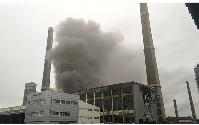Ce se întâmplă cu norul de fum provocat de arderea deșeurilor periculoase de la Brazi