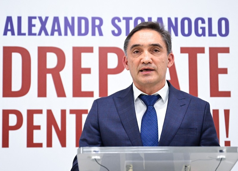 Foto: Alexandr Stoianoglo, candidatul pro-rus, din cadrul Partidului Socialiștilor din R. Moldova (PSRM), la Președinția Republicii Moldova Sursa: Profimedia