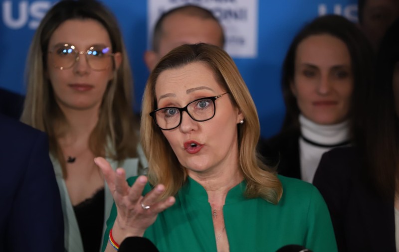 Elena Lasconi: „Sunt sigură că voi intra în turul 2 şi că voi câştiga preşedinţia. Nu pentru că sunt arogantă”