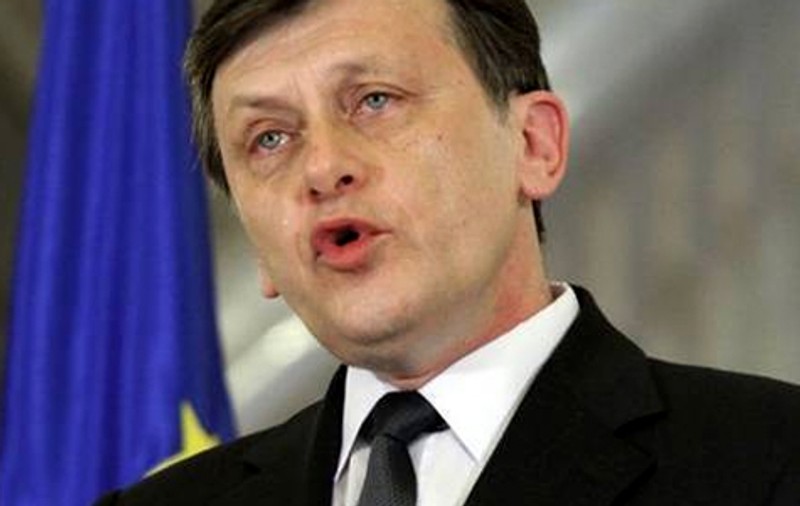Vezi ce propunere are Crin Antonescu pentru Traian Băsescu, în cazul lui Laszlo Tokes