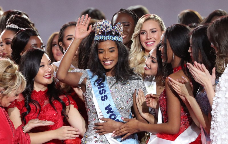 O asistentă medicală de 23 de ani a câștigat titlul de cea mai frumoasă femeie din lume. Din ce țară este Miss World 2019