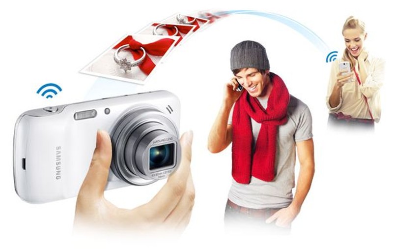 Samsung Galaxy S4 Zoom, disponibil în România la preţul de 500 de euro