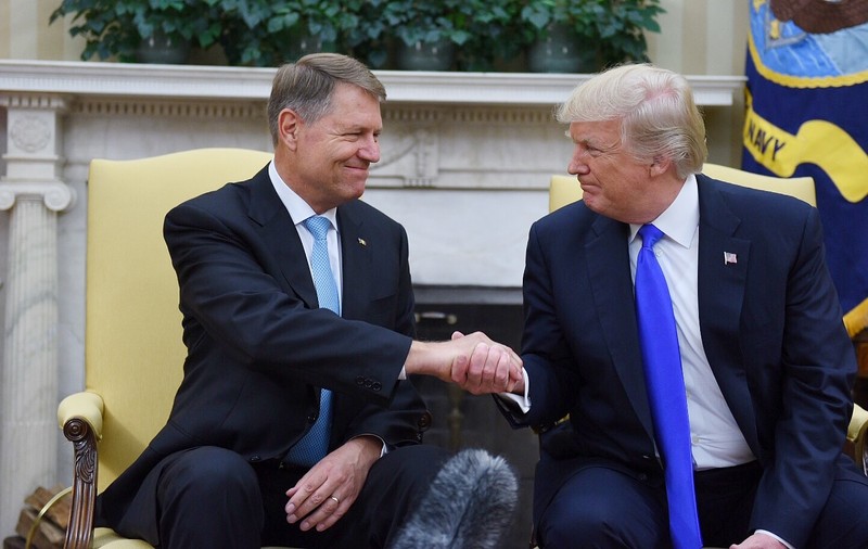 UPDATE. Donald Trump, declarație comună cu Klaus Iohannis. Trump: Mulțumesc poporului român! Iohannis: Problema ridicării vizelor este foarte importantă!