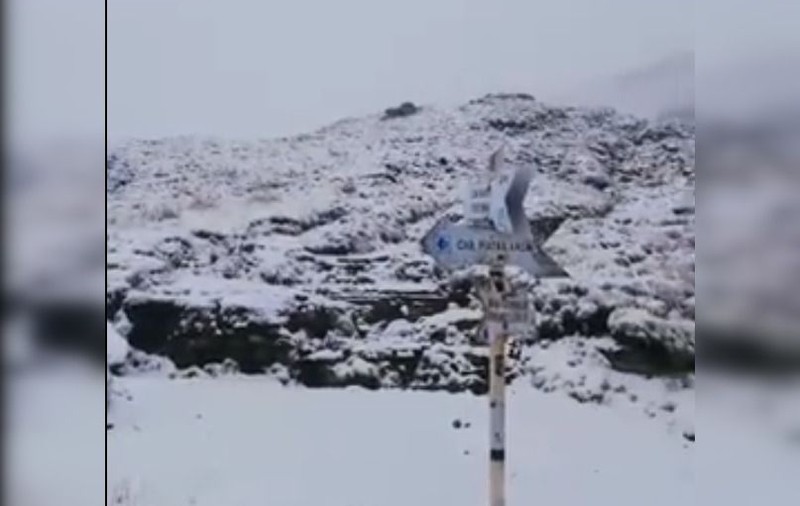 Traseele montane din Munții Bucegi se închid de la 1 noiembrie. Ninsori și ceață pe munte