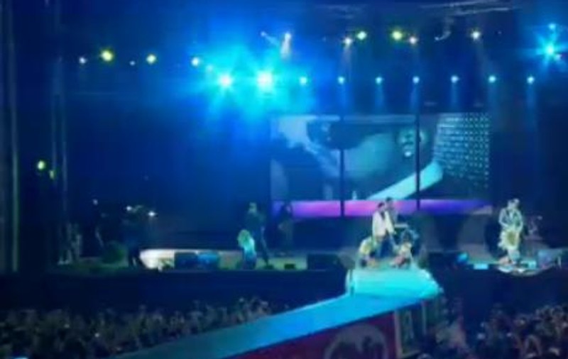 Publicul de la Romanian Music Awards în EXTAZ: băieții de la 3rei SUD-EST s-au reunit pentru premii! ”Amintirile mă chinuiesc”, cel mai fredonat refren