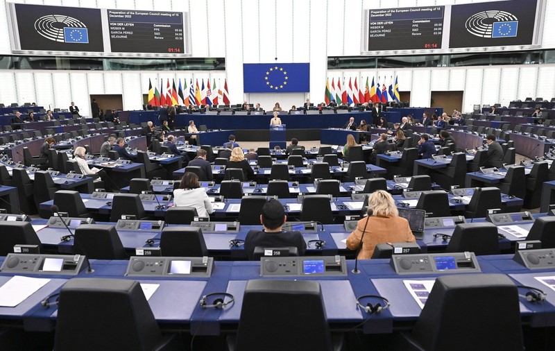 Eurodeputații suspendă accesul Qatarului în Parlamentul UE și opresc orice activitate legislativă care are legătură cu statul din Golf