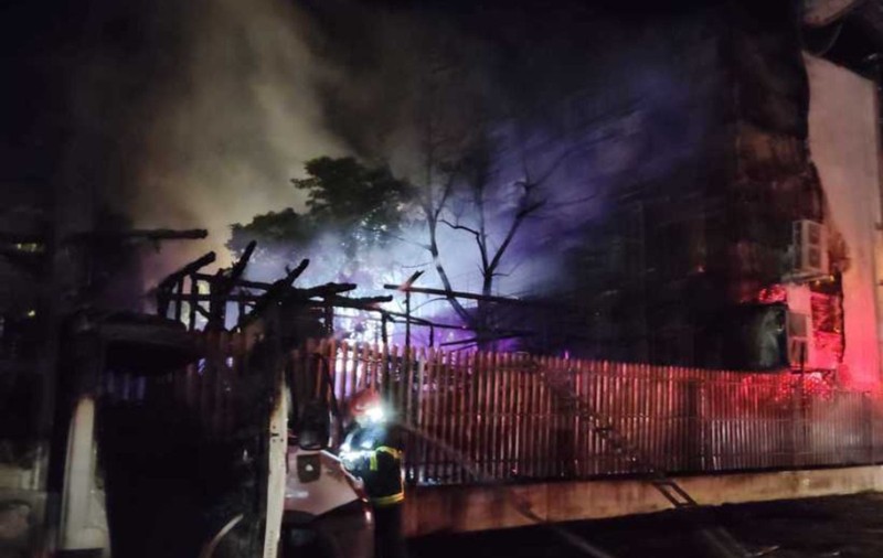 Incendiu puternic la restaurantul Levant din Galați. Focul a izbucnit în timpul unei petreceri cu 70 de oameni