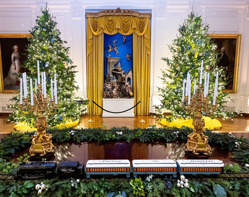 Casa Albă, decorată de Crăciun de către Melania Trump, pentru ultima oară în calitate de primă-doamnă