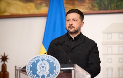 Volodimir Zelenski i-a scris o scrisoare lungă lui Vladimir Putin și i-a propus o întâlnire: „Nu vă fie teamă să ieșiți din război”. Reacția Kremlinului