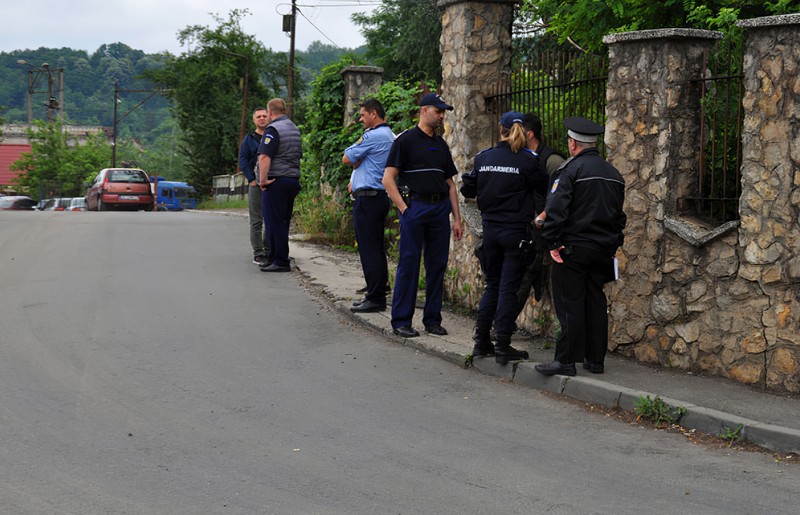 Anchetă la locul crimei