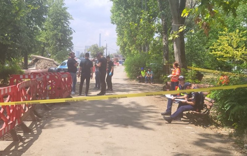 Un bărbat a fost găsit mort într-un șanț săpat în apropierea gării din Constanța