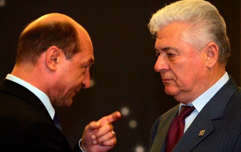 „Băsescu sună seara în stare de ebrietate”. Vezi cine face aceste acuzaţii